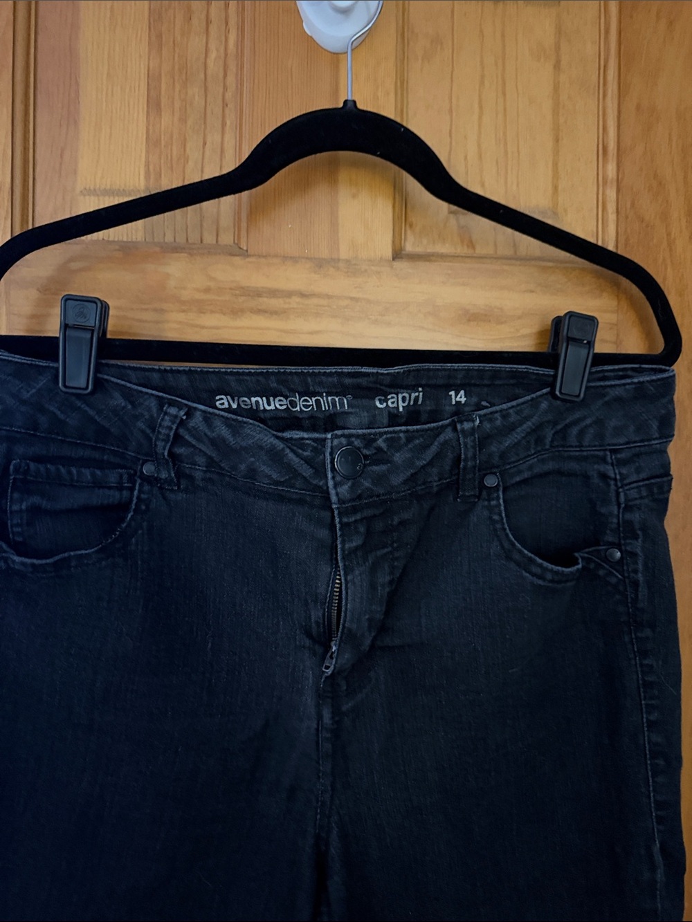 Black Capri Jeans - Women's Size 14